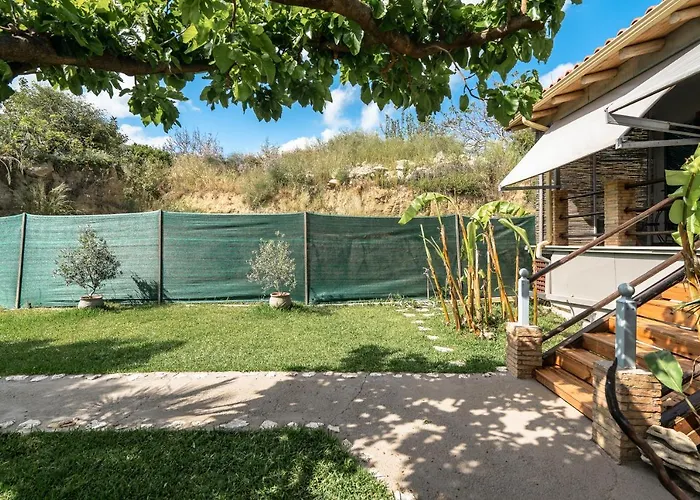 Koutoupakia Villa *